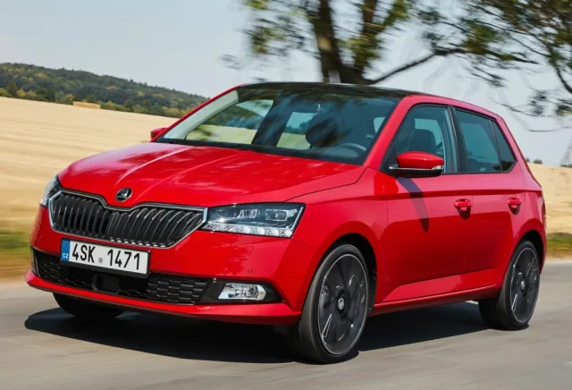 Skoda Fabia хетчбек — 4