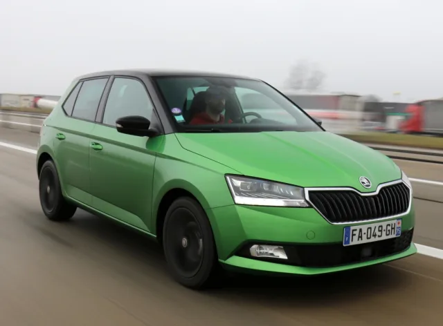 Skoda Fabia хетчбек — 7