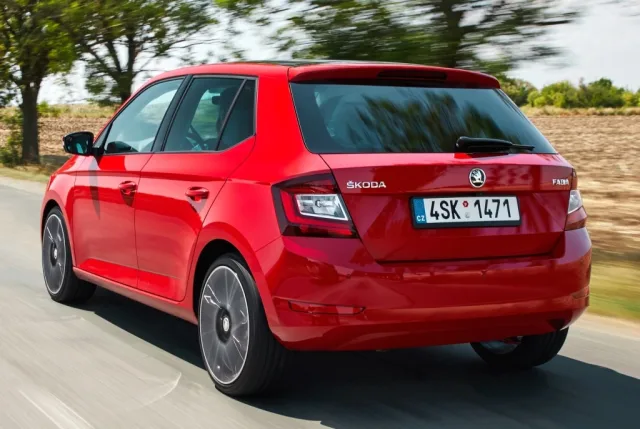 Skoda Fabia хетчбек — 8