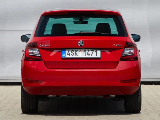 Skoda Fabia хетчбек — 10