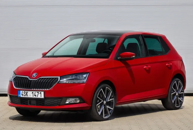 Skoda Fabia хетчбек — 11