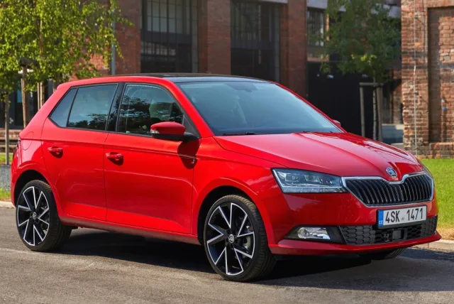 Skoda Fabia хетчбек — 13