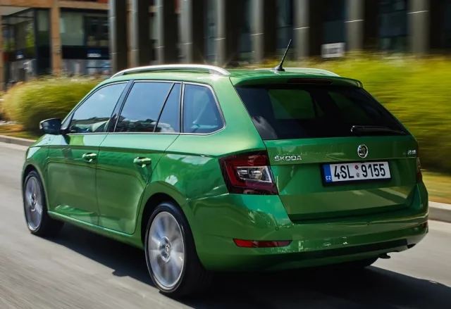 Skoda Fabia Combi (Шкода Фабия Комби) универсал — 3