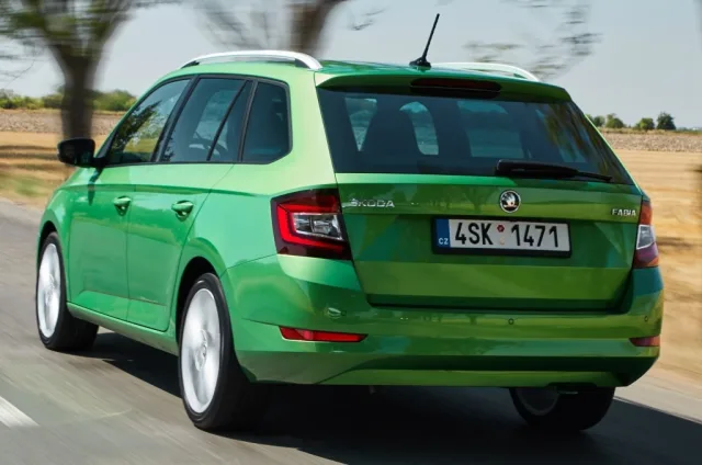 Skoda Fabia Combi (Шкода Фабия Комби) универсал — 5