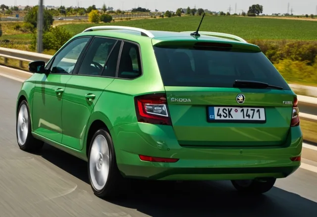 Skoda Fabia Combi (Шкода Фабия Комби) универсал — 10