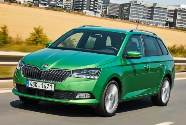 Skoda Fabia Combi (Шкода Фабия Комби) универсал — 18