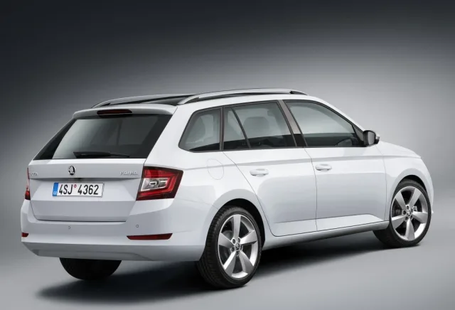 Skoda Fabia Combi (Шкода Фабия Комби) универсал — 21