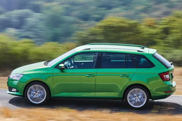 Skoda Fabia Combi (Шкода Фабия Комби) универсал — 24
