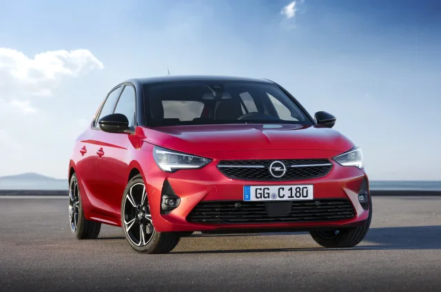 Opel Corsa 1.2T AT Elegance Plus — 4