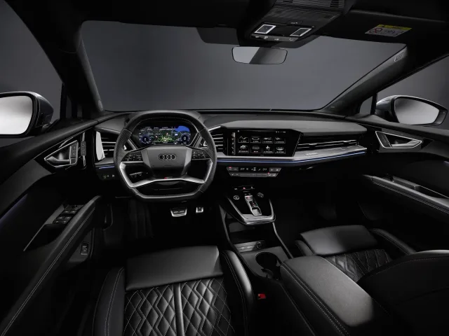 Audi Q4 e-tron crossover — 17