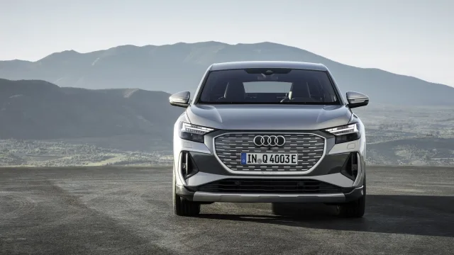 Audi Q4 e-tron Sportback кросовер — 7