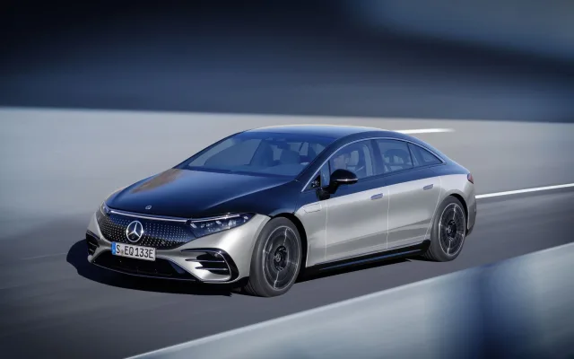 Mercedes-Benz EQS AT 450+ — 7