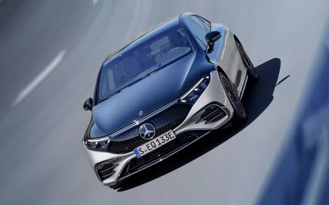 Mercedes-Benz EQS AT 450+ — 13