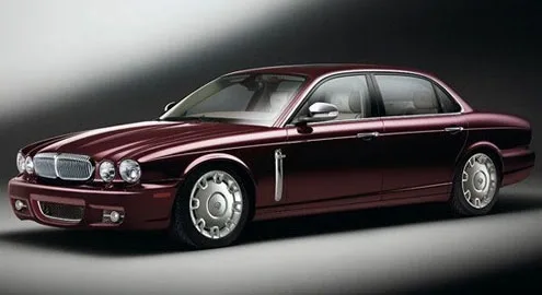 Jaguar has unveiled the final Daimler Super Eight cars