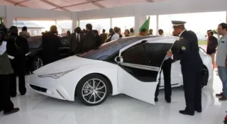 Каддафі представив найбезпечніший автомобіль у світі
