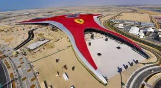 В ОАЕ презентували найшвидші у світі американські гірки Ferrari