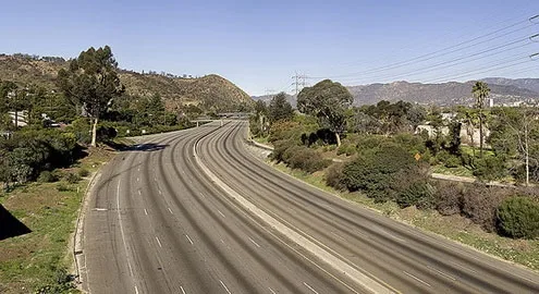 Сбитая на трассе женщина-пешеход обвинила в ДТП Google Maps
