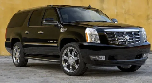 General Motors отзывает внедорожники и спорткары