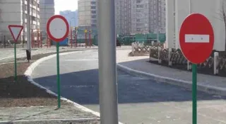 В Україні підрахували кількість дорожніх знаків