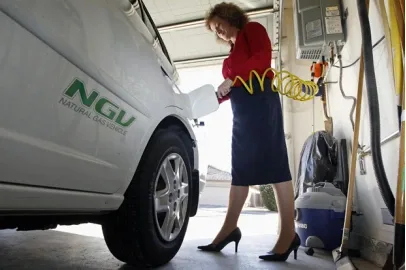 Заправка автомобиля бытовым газом