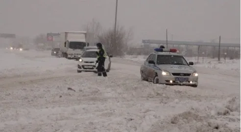 The State Automobile Inspection has restricted traffic on a number of roads in Ukraine