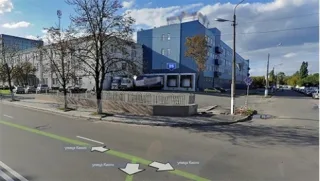 Traffic rules lessons: bypassing obstacles and traffic jams through adjacent territories