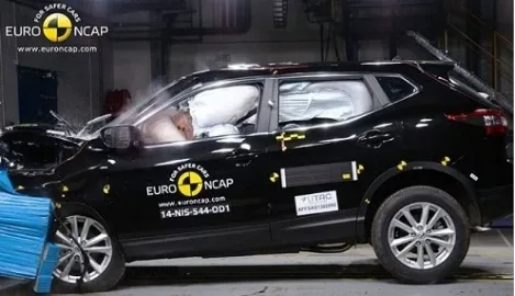 New Nissan Qashqai turned out to be safer than Subaru XV