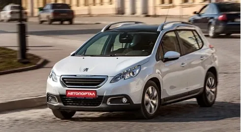 Test drive Peugeot 2008: evaluating the new competitor to Nissan Juke