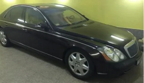 На даче Медведчука «Медвежья дубрава» обнаружен Maybach 57?