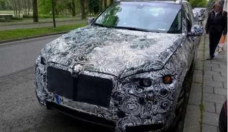 BMW выпустит флагманский внедорожник X7