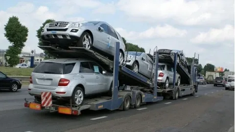 Import of cars to Ukraine decreased by 56%