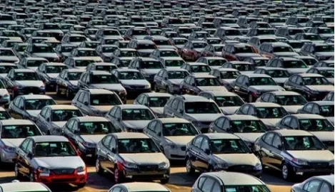 В апреле авторынок Украины рекордно обвалился