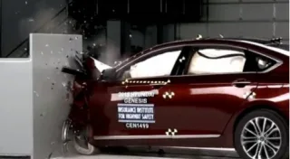 Седан Hyundai Genesis отримав найвищу оцінку за безпеку
