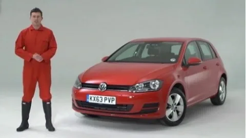 На заводе Volkswagen через конвейер прошел человек!