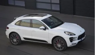 Porsche відкликає щойно представлені кросовери Macan