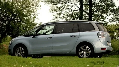 Citroen Grand C4 Picasso: идеальный минивэн или недоступная роскошь?