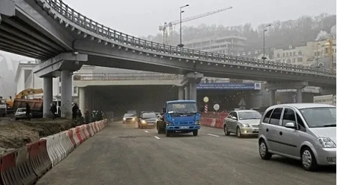 Вечная стройка: когда закончат Почтовую Площадь?