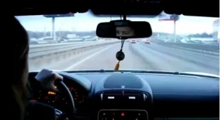 Жіночий майстер-клас: як потрібно їздити на Porsche Cayenne