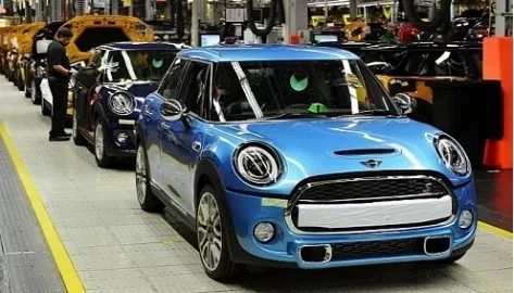 Стартувало виробництво 5-дверного хетчбека MINI