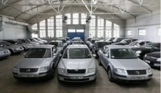 КабМін заробив 4,3 мільйона з продажу автомобілів