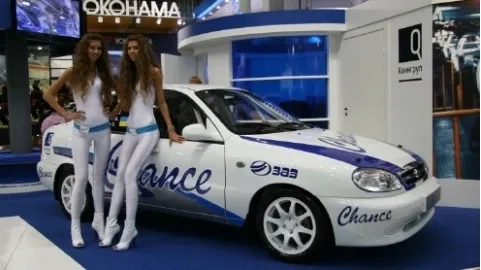 Яценюк намекнул на запрет экспорта украинских авто в Россию