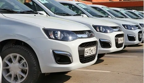 Россияне считают свои автомобили хуже иномарок