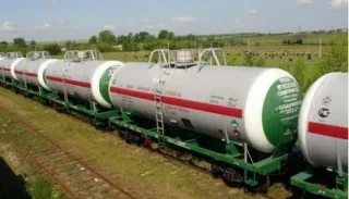 Литва продовжить постачати нафтопродукти на Схід України