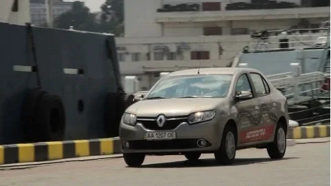 Длительный тест Renault Logan: дальняя дорога и авто-сокровища Одессы