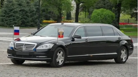 Путін не зможе купити новий броньований Mercedes?!
