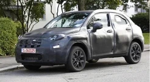 Італійці тестують компактний кросовер на базі Fiat 500
