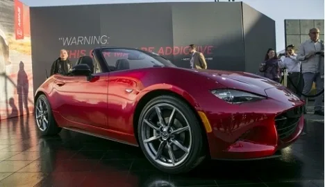 В Калифорнии показали новую Mazda MX-5 Miata 2016