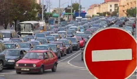 Kyiv residents celebrated Car-Free Day in cars