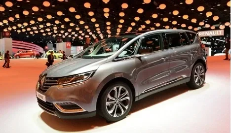 Renault презентовала новый минивэн-кроссовер Espace 2015
