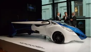 AeroMobil 3.0 – готовий до виробництва літаючий автомобіль